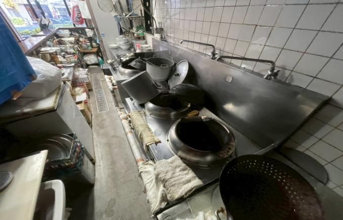 【杉並区】【独立1号向け】新高円寺5分 青梅街道沿い／即営業可 7.5坪・賃料22万のラーメン居抜き（坪3万未満）物件取得費400万円以下